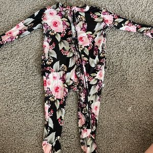 Posh Peanut floral footie pajamas 0-3mos